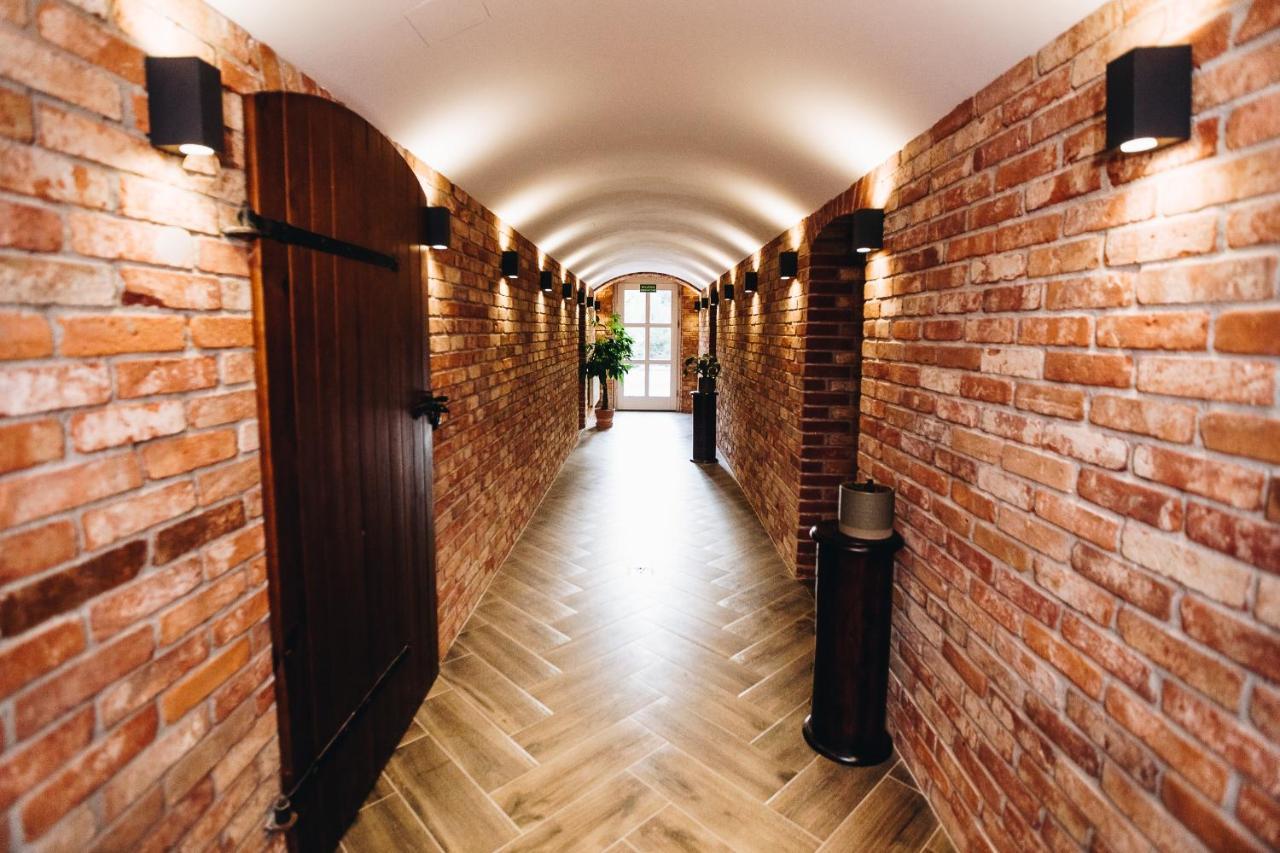 Palac Spichrz Borcz Екстер'єр фото